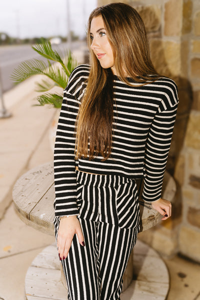 Blk/Wht  Stripe Knit Pants P3185ST