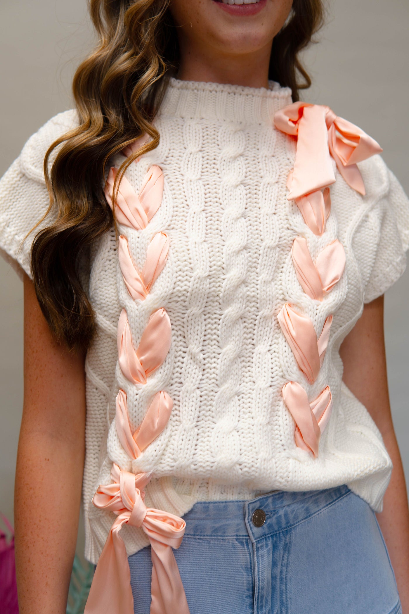 Off White /Pink Ribbon Sweater Vest ILT4061