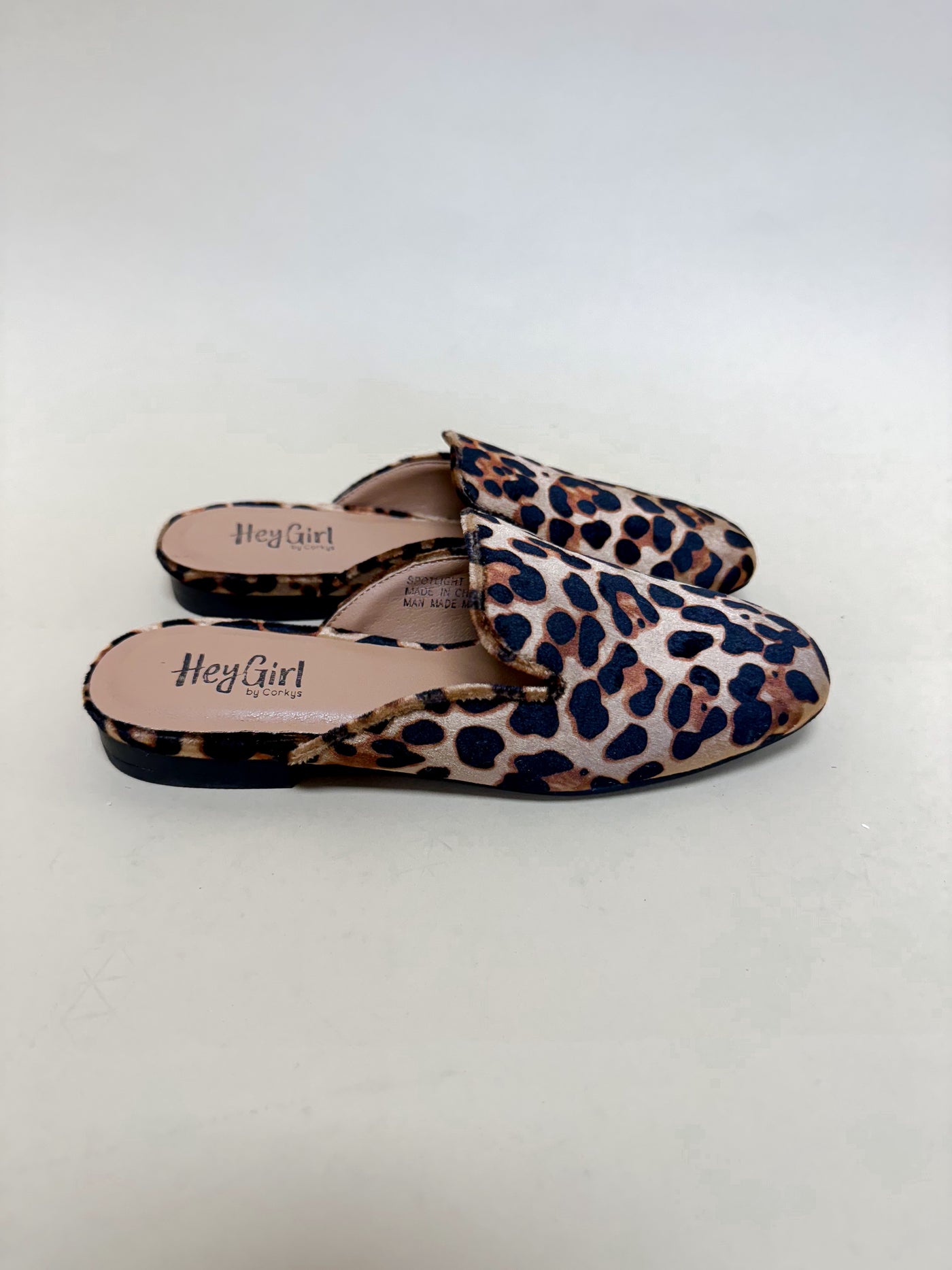 Spotlight Leopard Velvet