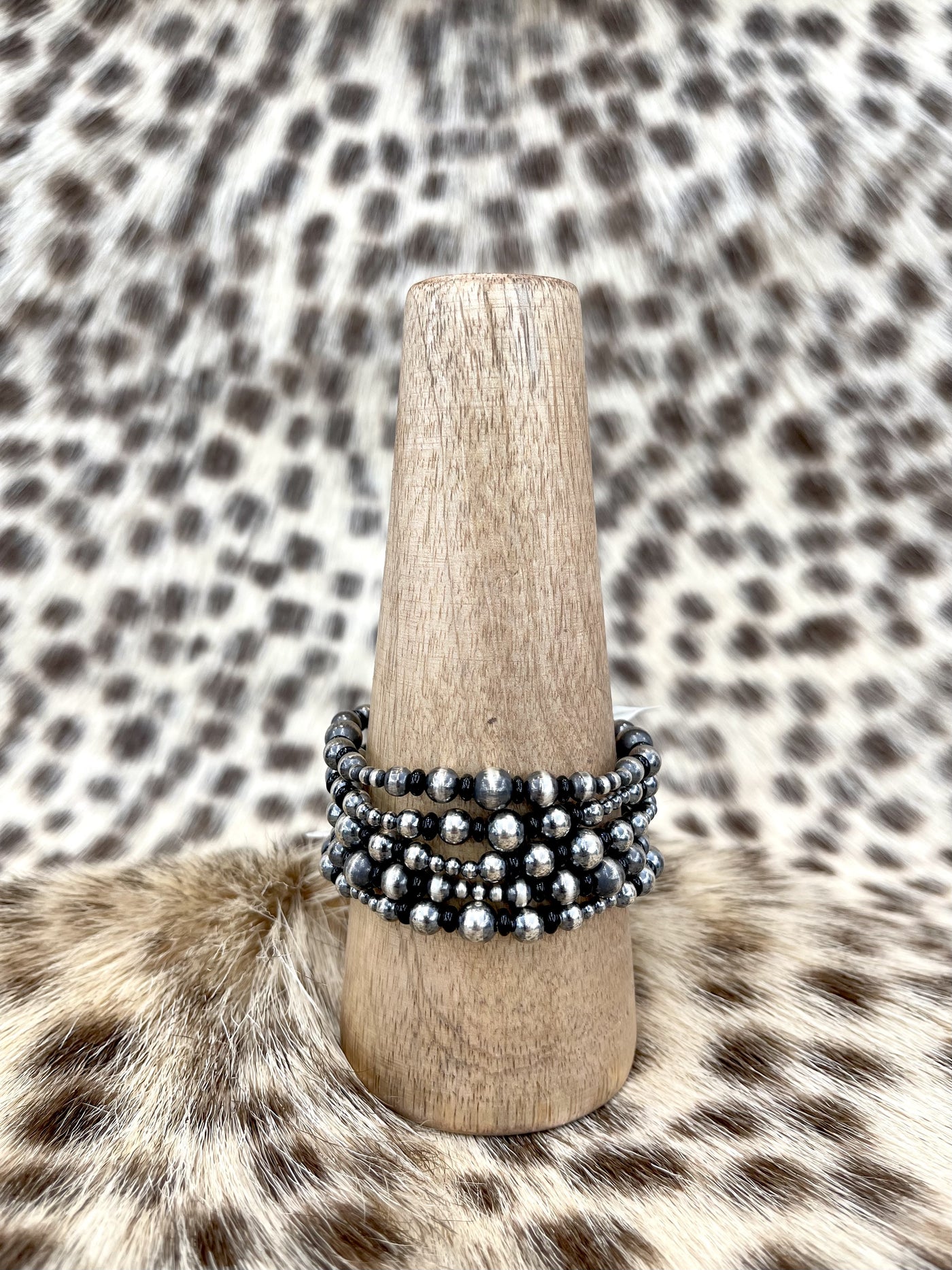 Onyx/Navajo Pearl Beaded Stretch Bracelet