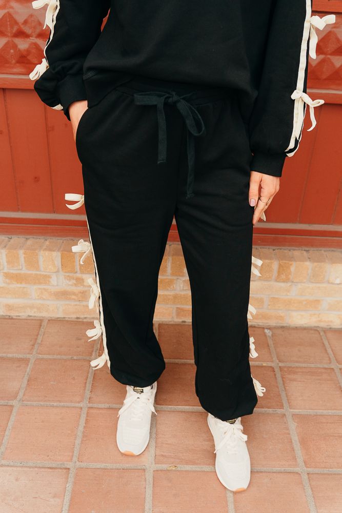 Black High waist Joggers w/Bow Detail P24948