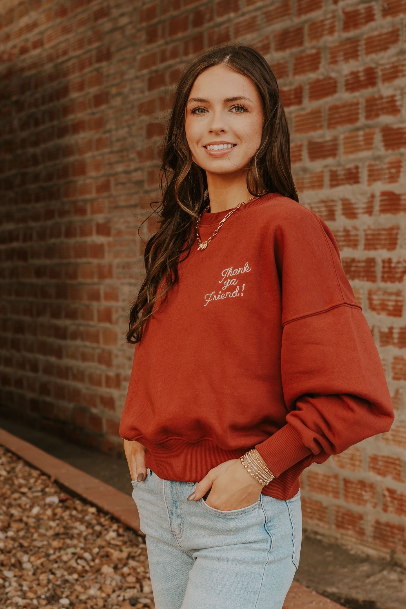 Wrangler X Lainey Wilson Thank Ya Friend Crew Sweatshirt in Henna 112360682