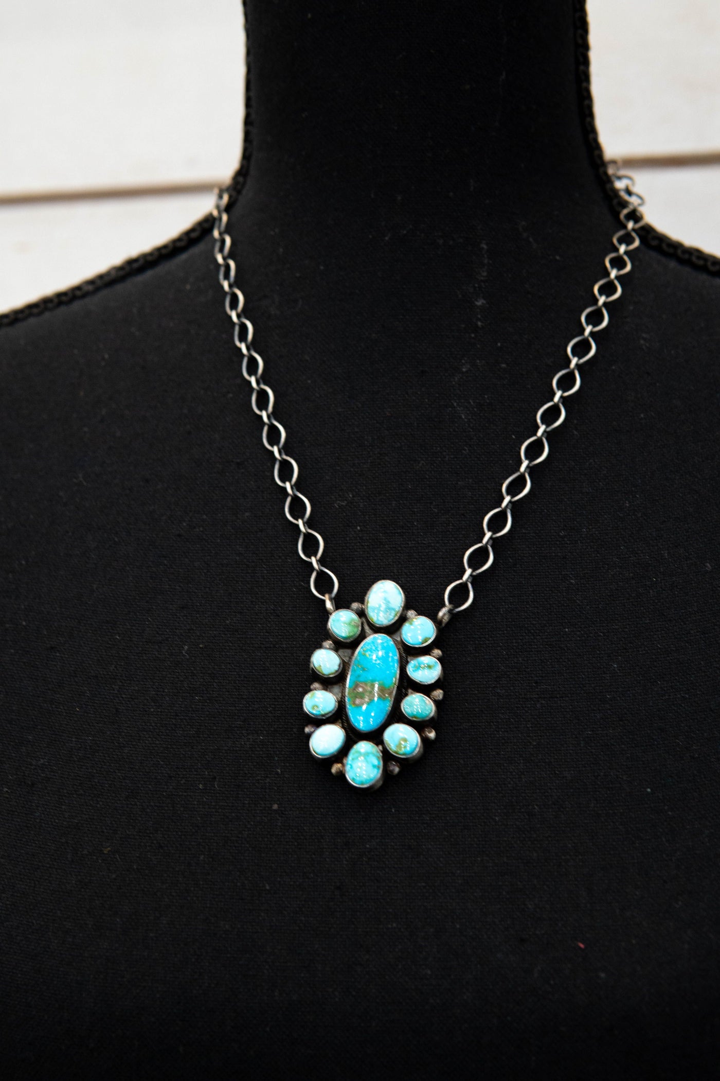 Oval Turq Pendant Chain Necklace