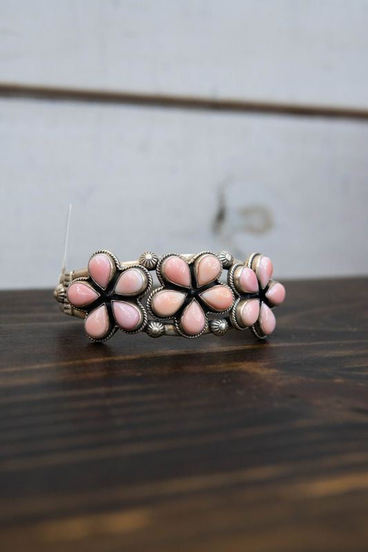 Pink Conch 3 Flower Cuff